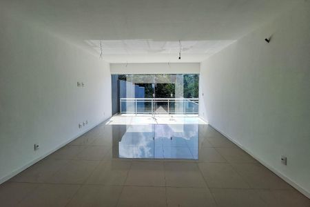 Sala de casa à venda com 3 quartos, 193m² em Vila Progresso, Niterói