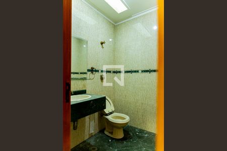 Casa para alugar com 530m², 4 quartos e 4 vagasLavabo