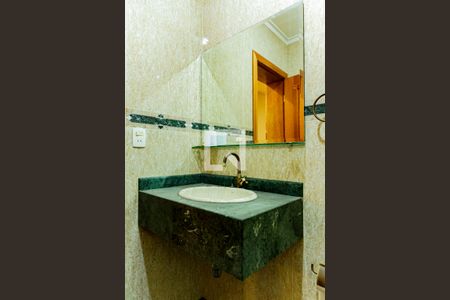 Casa para alugar com 530m², 4 quartos e 4 vagasLavabo