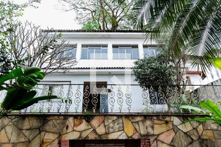 Casa para alugar com 530m², 4 quartos e 4 vagasQuintal