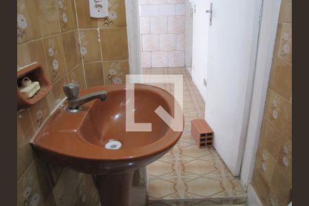 Casa à venda com 126m², 2 quartos e 2 vagasLavabo