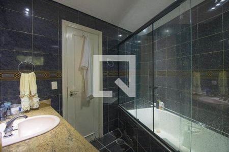 Apartamento à venda com 135m², 4 quartos e 2 vagas