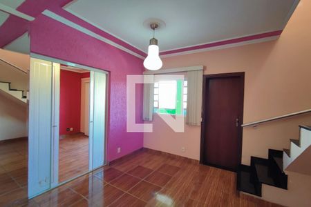 Sala de Estar de casa para alugar com 3 quartos, 170m² em Parque Santa Bárbara, Campinas