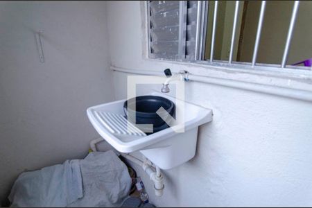 Casa à venda com 100m², 6 quartos e 2 vagasÁrea de Serviço