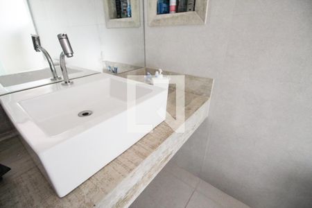 Casa à venda com 230m², 3 quartos e 3 vagasBanheiro