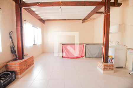 Casa à venda com 230m², 3 quartos e 3 vagasÁrea de Serviço