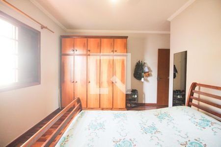 Quarto 1 de casa para alugar com 3 quartos, 230m² em Parada Inglesa, São Paulo