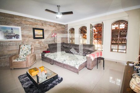 Sala de casa à venda com 3 quartos, 230m² em Parada Inglesa, São Paulo