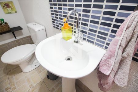 Casa à venda com 230m², 3 quartos e 3 vagasLavabo