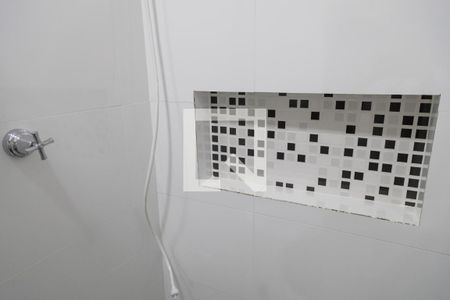 Banheiro de kitnet/studio para alugar com 1 quarto, 45m² em Vila Regente Feijó, São Paulo
