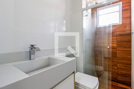 Apartamento para alugar com 76m², 2 quartos e 1 vaga Apartamento para alugar com 76m², 2 quartos e 1 vagaBanheiro