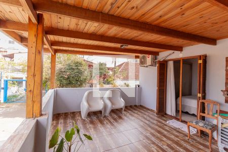 Casa à venda com 160m², 2 quartos e 1 vaga Casa à venda com 160m², 2 quartos e 1 vagaSacada