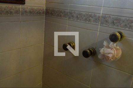 Casa à venda com 320m², 6 quartos e 3 vagasBanheiro da Suíte 2
