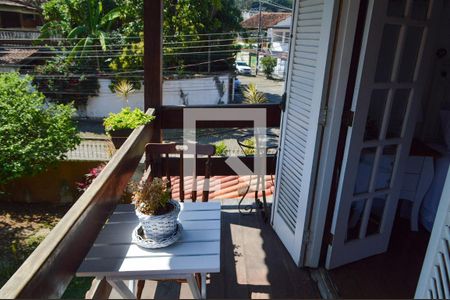 Casa à venda com 320m², 6 quartos e 3 vagasVaranda da Suite 1