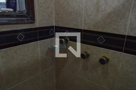 Casa à venda com 320m², 6 quartos e 3 vagasBanheiro