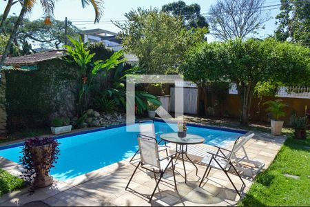Casa à venda com 320m², 6 quartos e 3 vagasPiscina