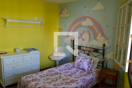 Casa à venda com 320m², 6 quartos e 3 vagasSuíte 2