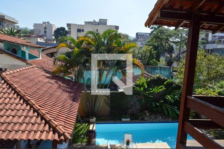 Casa à venda com 320m², 6 quartos e 3 vagasVista da Sala de estar 
