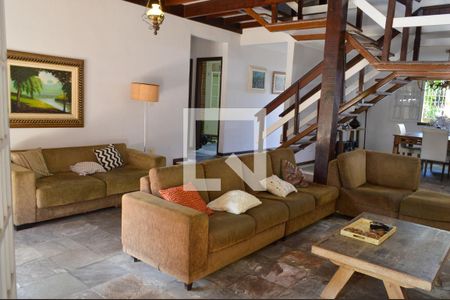 Sala de casa à venda com 6 quartos, 320m² em Taquara, Rio de Janeiro