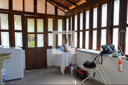 Casa à venda com 320m², 6 quartos e 3 vagasÁrea de Serviço