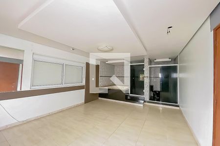 Casa para alugar com 300m², 4 quartos e 3 vagas Casa para alugar com 300m², 4 quartos e 3 vagasSuíte