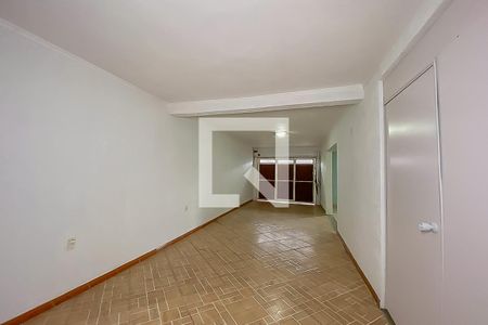 Casa para alugar com 300m², 4 quartos e 3 vagas Casa para alugar com 300m², 4 quartos e 3 vagasGaragem