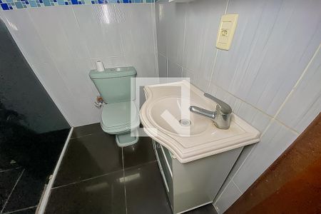 Casa para alugar com 300m², 4 quartos e 3 vagas Casa para alugar com 300m², 4 quartos e 3 vagasBanheiro 2