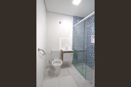 Casa à venda com 94m², 2 quartos e 1 vaga Casa à venda com 94m², 2 quartos e 1 vagaBanheiro da Suíte