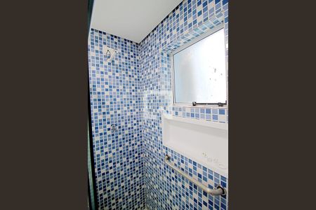 Casa à venda com 94m², 2 quartos e 1 vaga Casa à venda com 94m², 2 quartos e 1 vagaBanheiro da Suíte