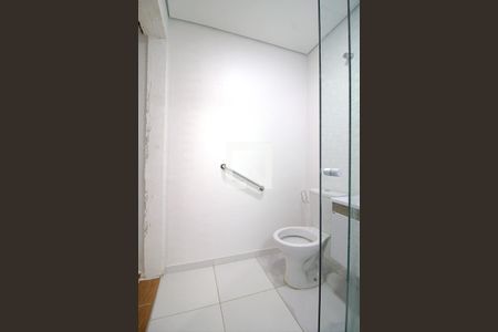 Casa à venda com 94m², 2 quartos e 1 vaga Casa à venda com 94m², 2 quartos e 1 vagaBanheiro da Suíte