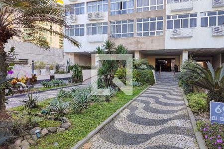 Apartamento à venda com 60m², 2 quartos e sem vagaÁrea comum