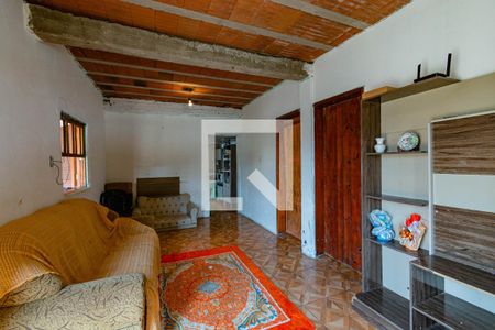 Sala de casa à venda com 4 quartos, 90m² em Bairro Fátima, Canoas