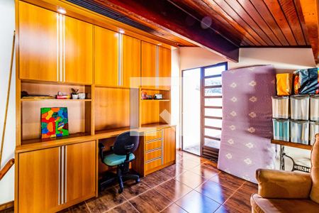 Casa à venda com 300m², 3 quartos e 2 vagasEdícula