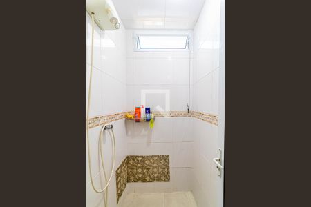 Casa à venda com 300m², 3 quartos e 2 vagasEdícula - Banheiro