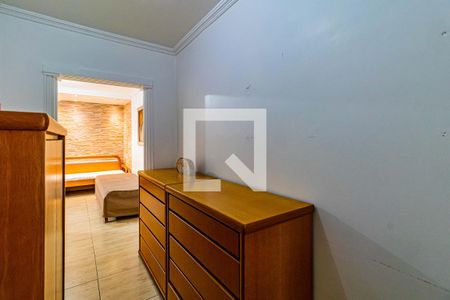 Casa à venda com 300m², 3 quartos e 2 vagasEdícula - Closet