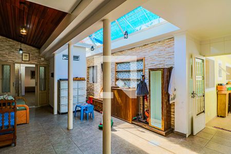 Casa à venda com 300m², 3 quartos e 2 vagasEdícula - Cozinha