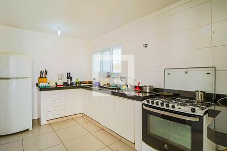 Casa à venda com 300m², 3 quartos e 2 vagasCozinha