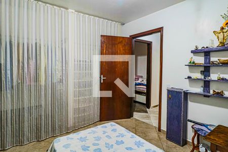 Casa à venda com 300m², 3 quartos e 2 vagasQuarto 02