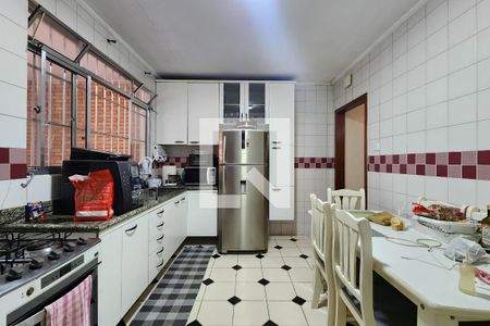 Casa à venda com 283m², 5 quartos e 2 vagasCozinha