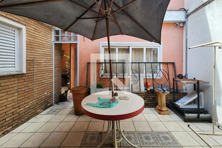 Casa à venda com 283m², 5 quartos e 2 vagasQuintal