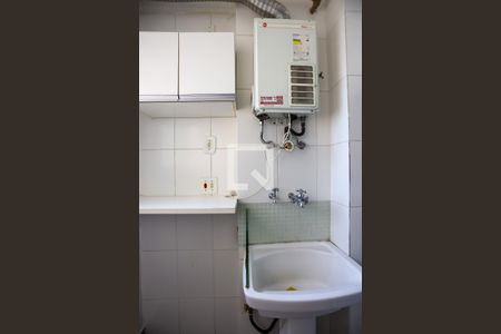Apartamento para alugar com 65m², 3 quartos e 1 vagaÁrea de serviço - detalhes