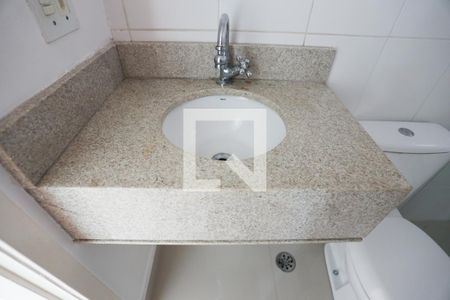 Apartamento para alugar com 65m², 3 quartos e 1 vagaBanheiro social - detalhes