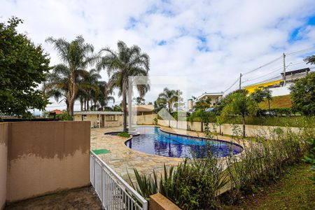 Apartamento para alugar com 65m², 3 quartos e 1 vagaÁrea comum - piscina