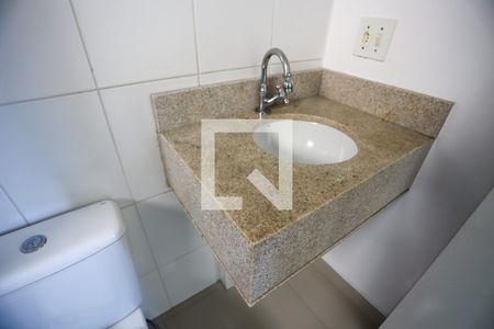 Apartamento para alugar com 65m², 3 quartos e 1 vagaSuíte - banheiro - detalhes