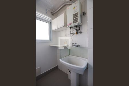 Apartamento para alugar com 65m², 3 quartos e 1 vagaÁrea de serviço - detalhes