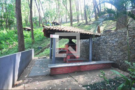 Apartamento à venda com 60m², 2 quartos e 2 vagasChurrasqueira