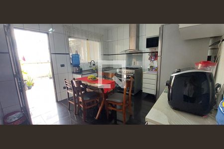Casa à venda com 125m², 2 quartos e 3 vagasCozinha