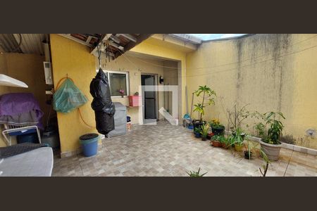 Casa à venda com 125m², 2 quartos e 3 vagasQuintal