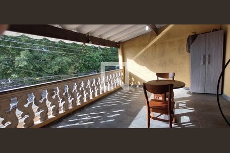 Casa à venda com 125m², 2 quartos e 3 vagasVaranda quarto 1