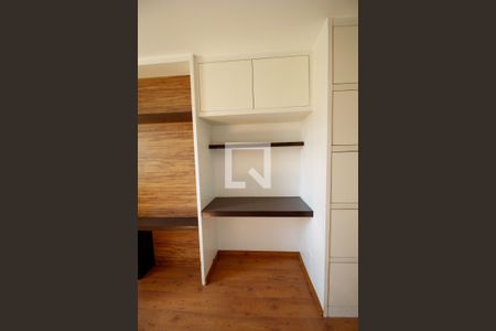 Apartamento à venda com 131m², 3 quartos e 2 vagas Apartamento à venda com 131m², 3 quartos e 2 vagasQuarto 1